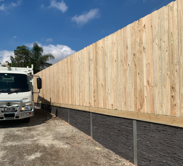 Contact The South East Fencer — phone, email and service area